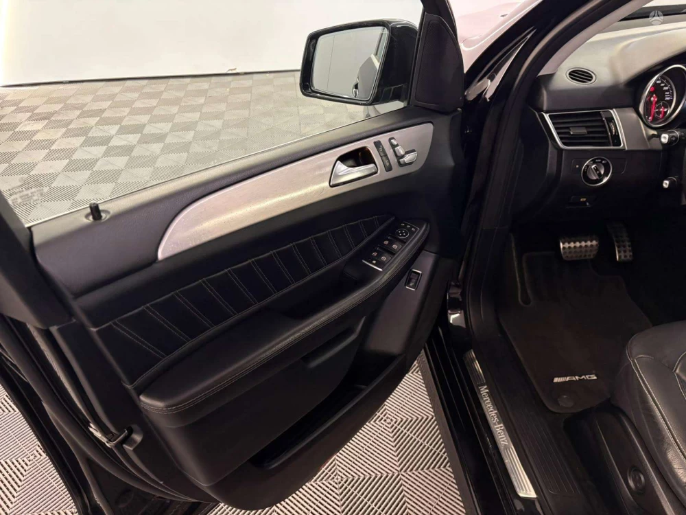 2017 Mercedes-Benz GLE250 – nuotrauka 26