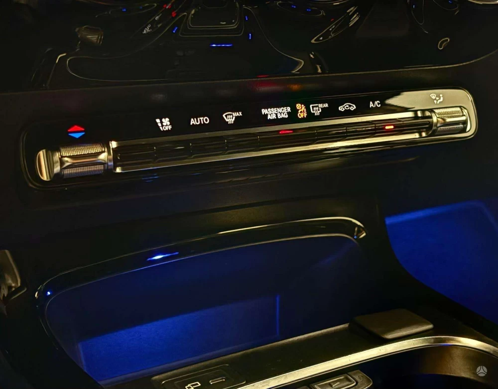 2019 Mercedes-Benz A180 – nuotrauka 9