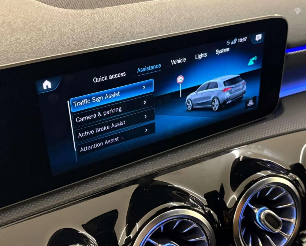2019 Mercedes-Benz A180 – nuotrauka 12