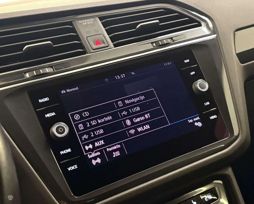 2020 Volkswagen Tiguan – nuotrauka 33