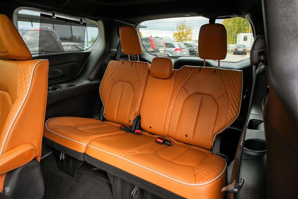 2021 Chrysler Pacifica – nuotrauka 35