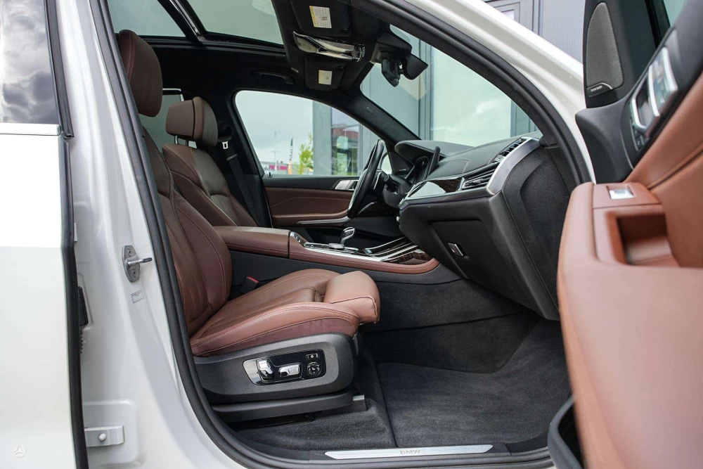 2019 BMW X7 – nuotrauka 44