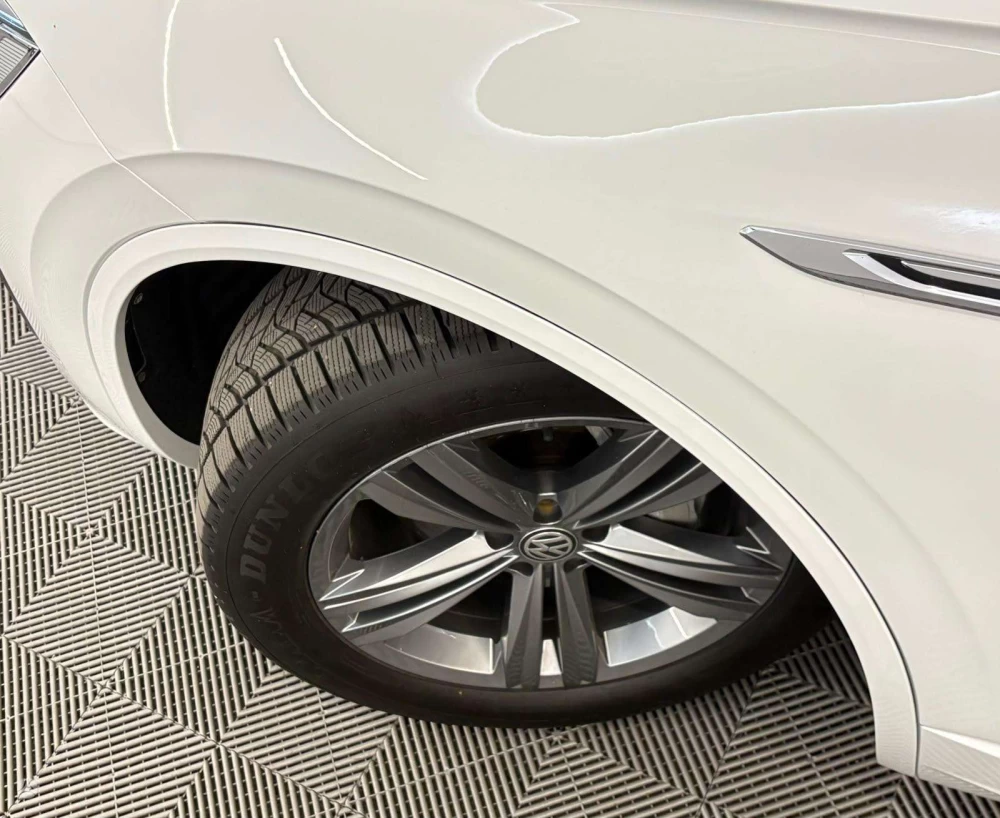 2019 Volkswagen Touareg – nuotrauka 28