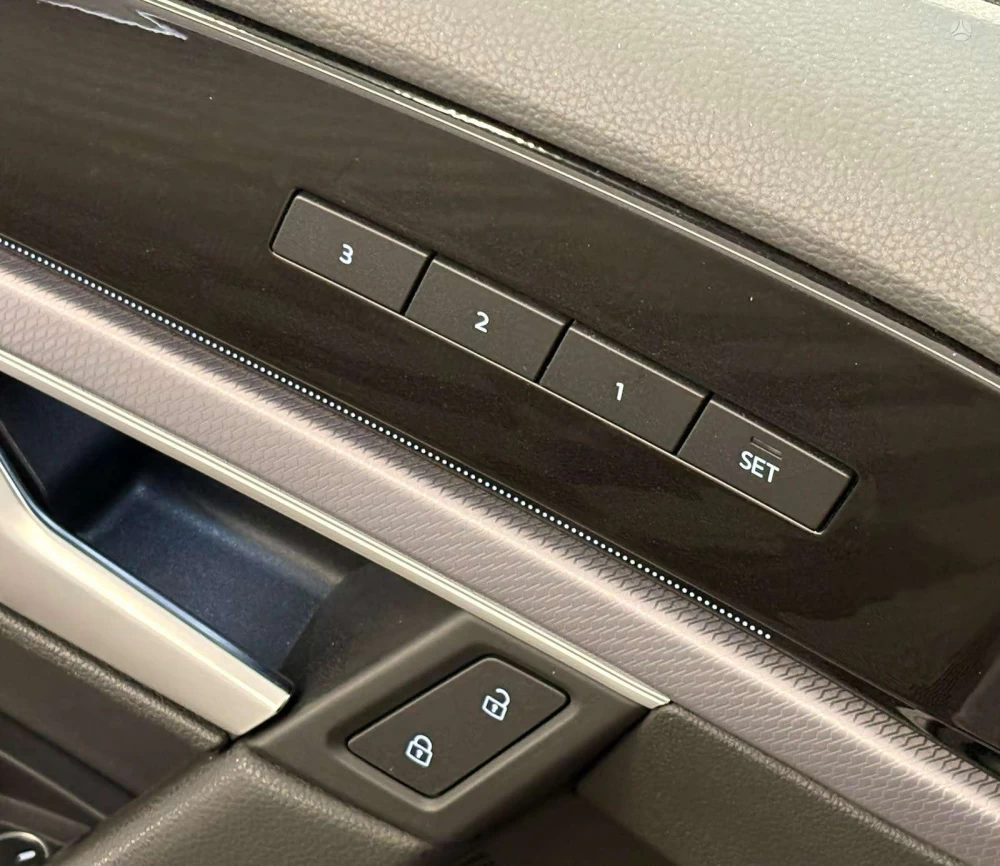 2019 Volkswagen Touareg – nuotrauka 33