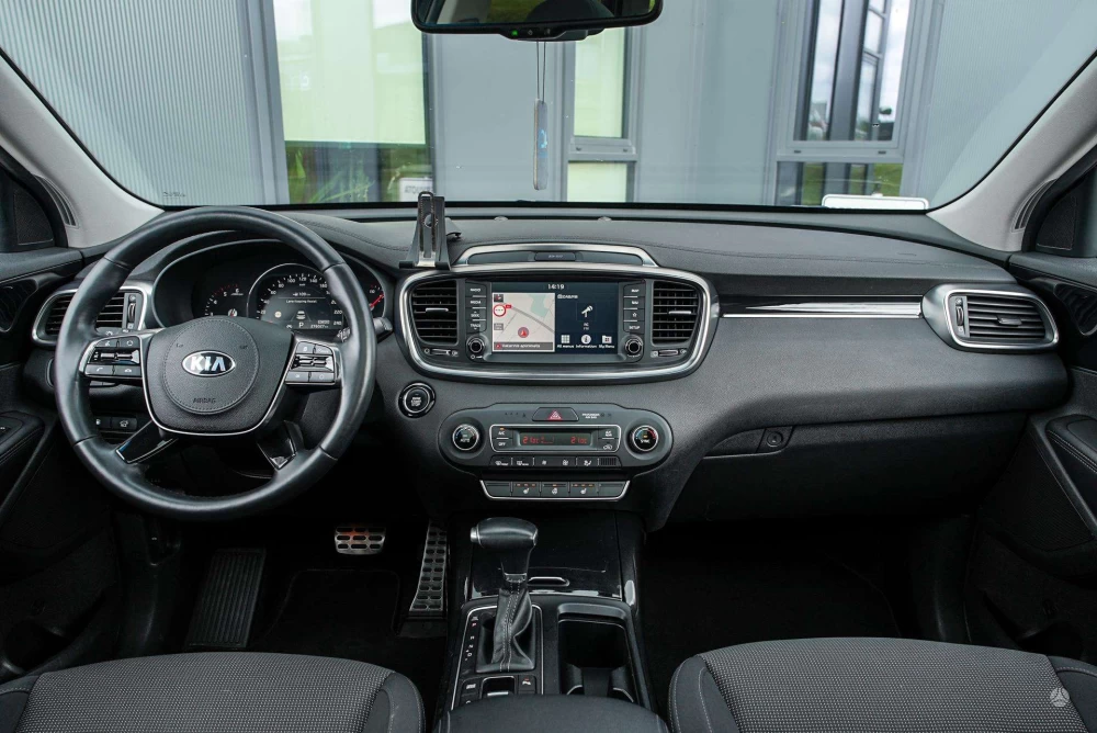 2018 Kia Sorento – nuotrauka 16