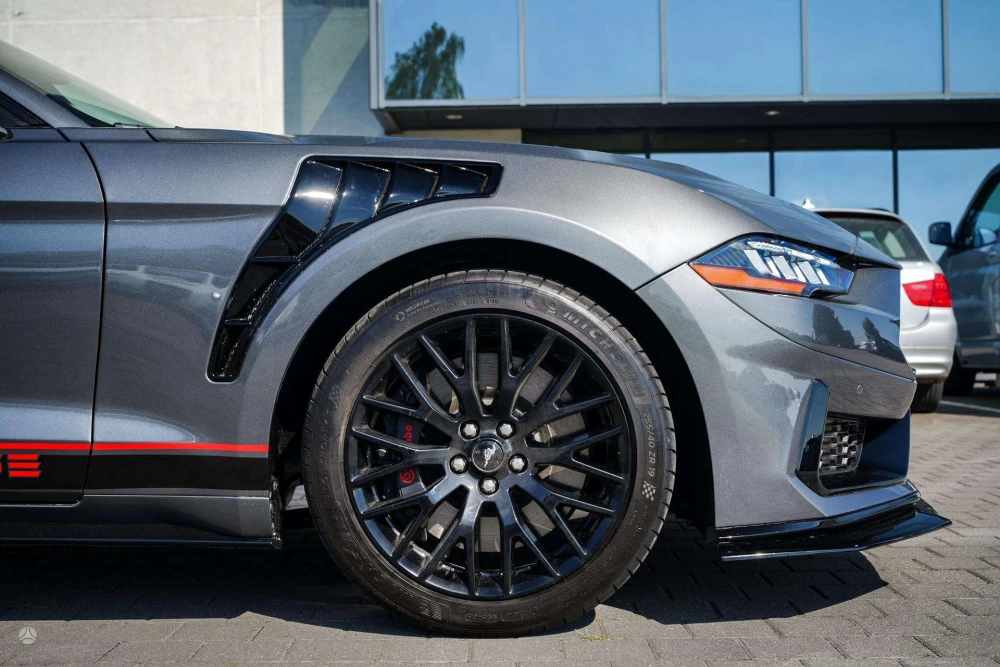 2022 Ford Mustang – nuotrauka 8
