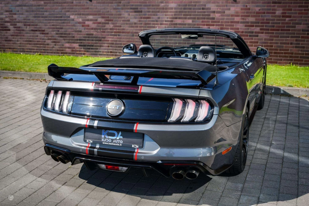 2022 Ford Mustang – nuotrauka 15