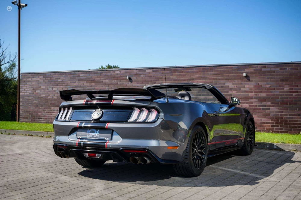 2022 Ford Mustang – nuotrauka 16